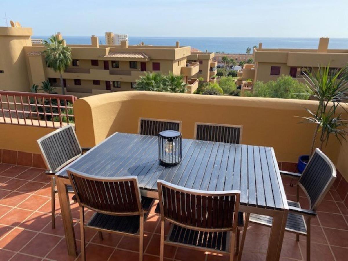 Appartamento Lets In The Sun Blue Cala La Cala De Mijas Esterno foto